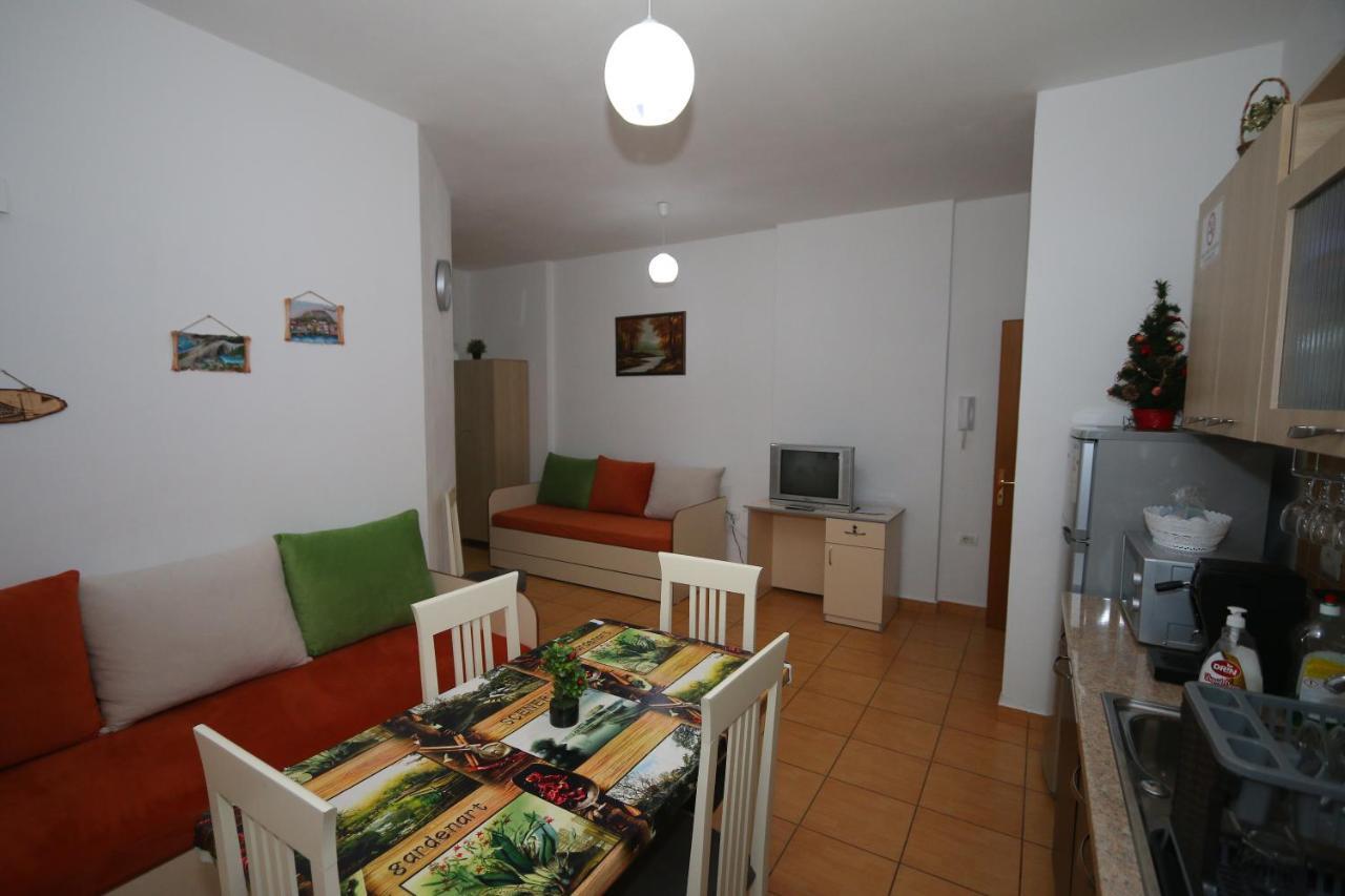 Sweet Living Apartment Shkoder Exterior photo