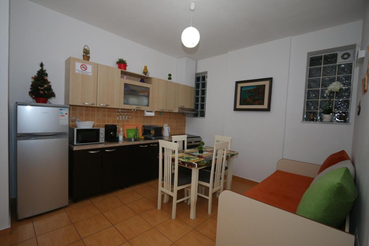 Sweet Living Apartment Shkoder Exterior photo